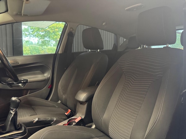 Used Ford Fiesta 2015 for sale - 76314351: Photo 25