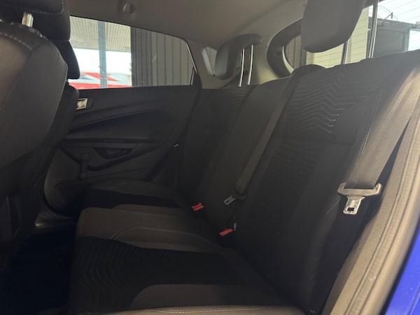 Used Ford Fiesta 2015 for sale - 76314351: Photo 26