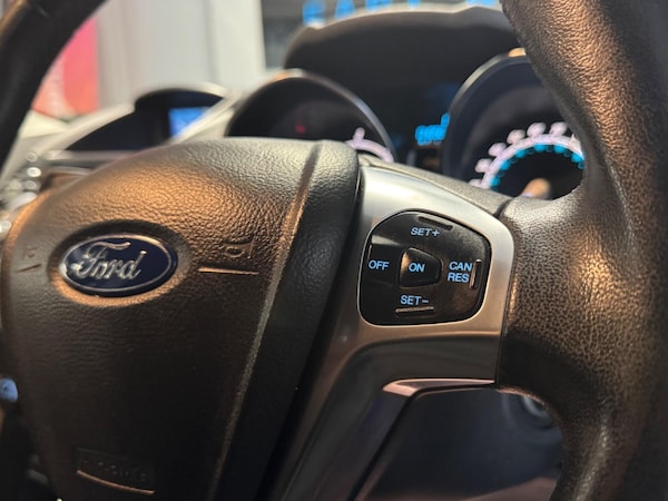 Used Ford Fiesta 2015 for sale - 76314351: Photo 33