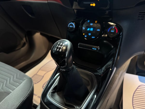 Used Ford Fiesta 2015 for sale - 76314351: Photo 37