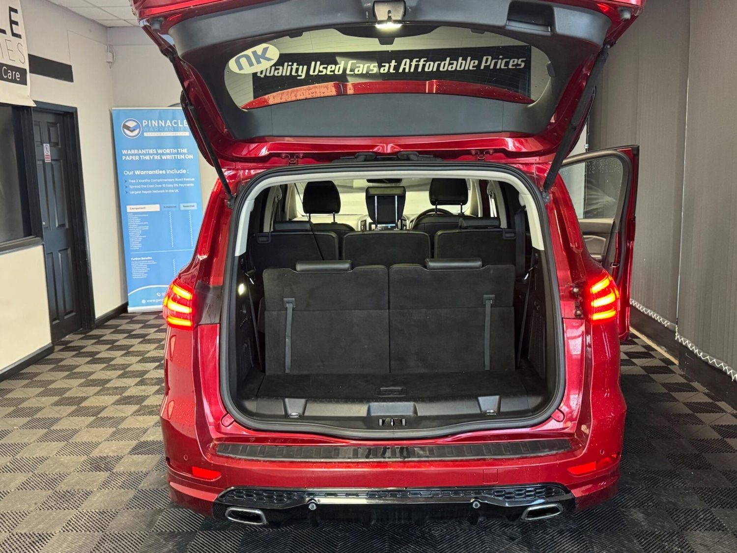 Used Ford S-Max 2015 for sale - 77267402: Photo 12