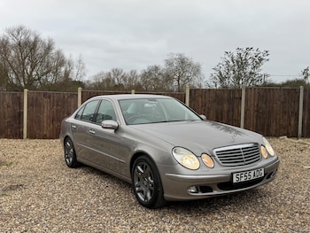 (55) - 3.5 E350 Elegance 7G-Tronic 4dr