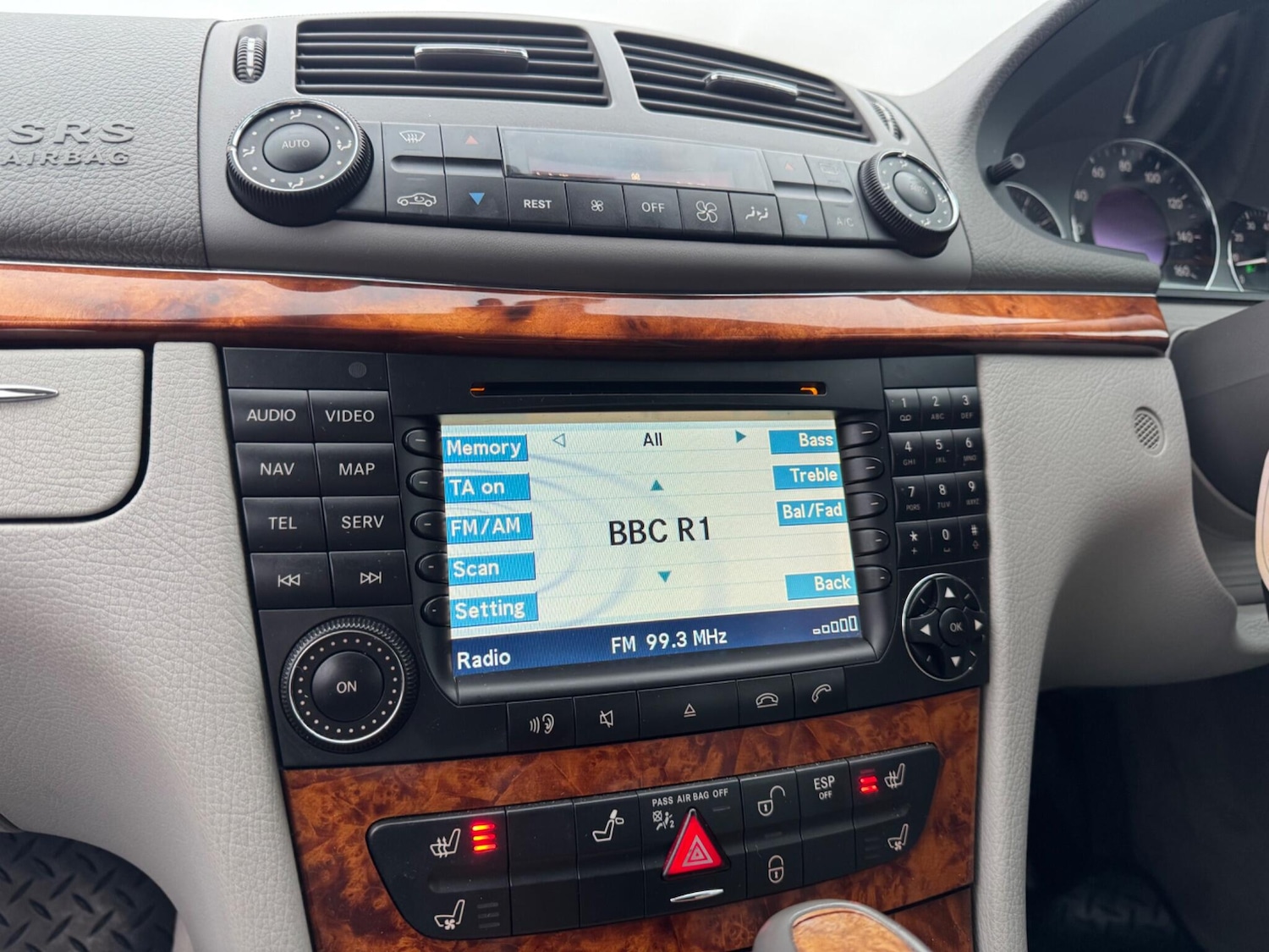 Used Mercedes-Benz E Class 2005 for sale - 77060348: Photo 27