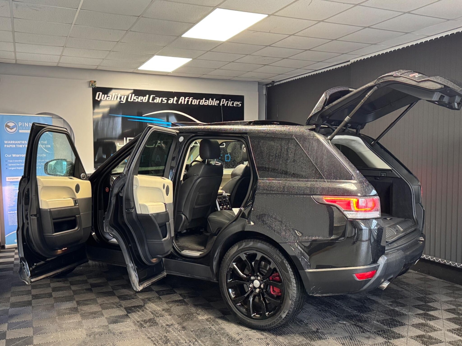 Used Land Rover Range Rover Sport 2014 for sale - 77143063: Photo 14