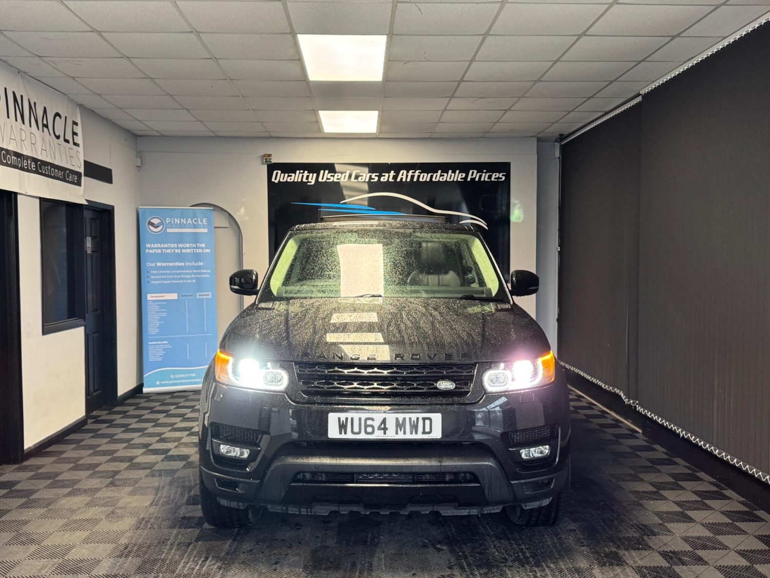 Used Land Rover Range Rover Sport 2014 for sale - 77143063: Photo 2