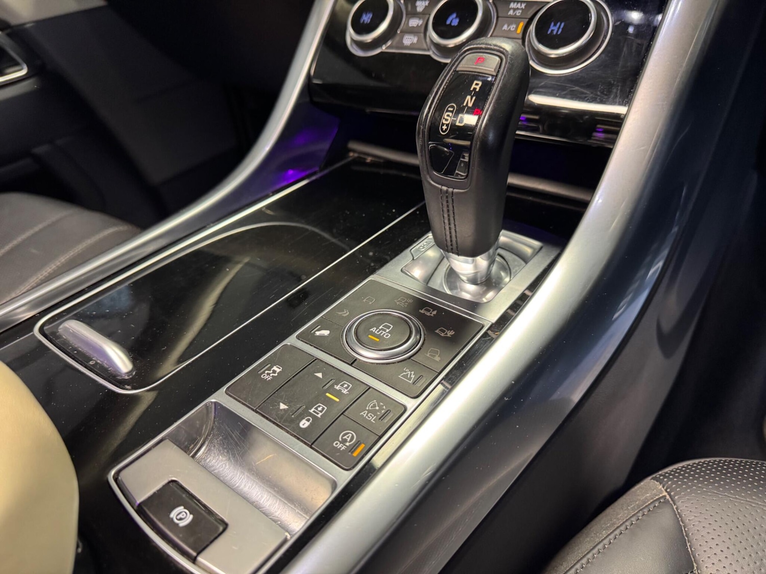 Used Land Rover Range Rover Sport 2014 for sale - 77143063: Photo 45