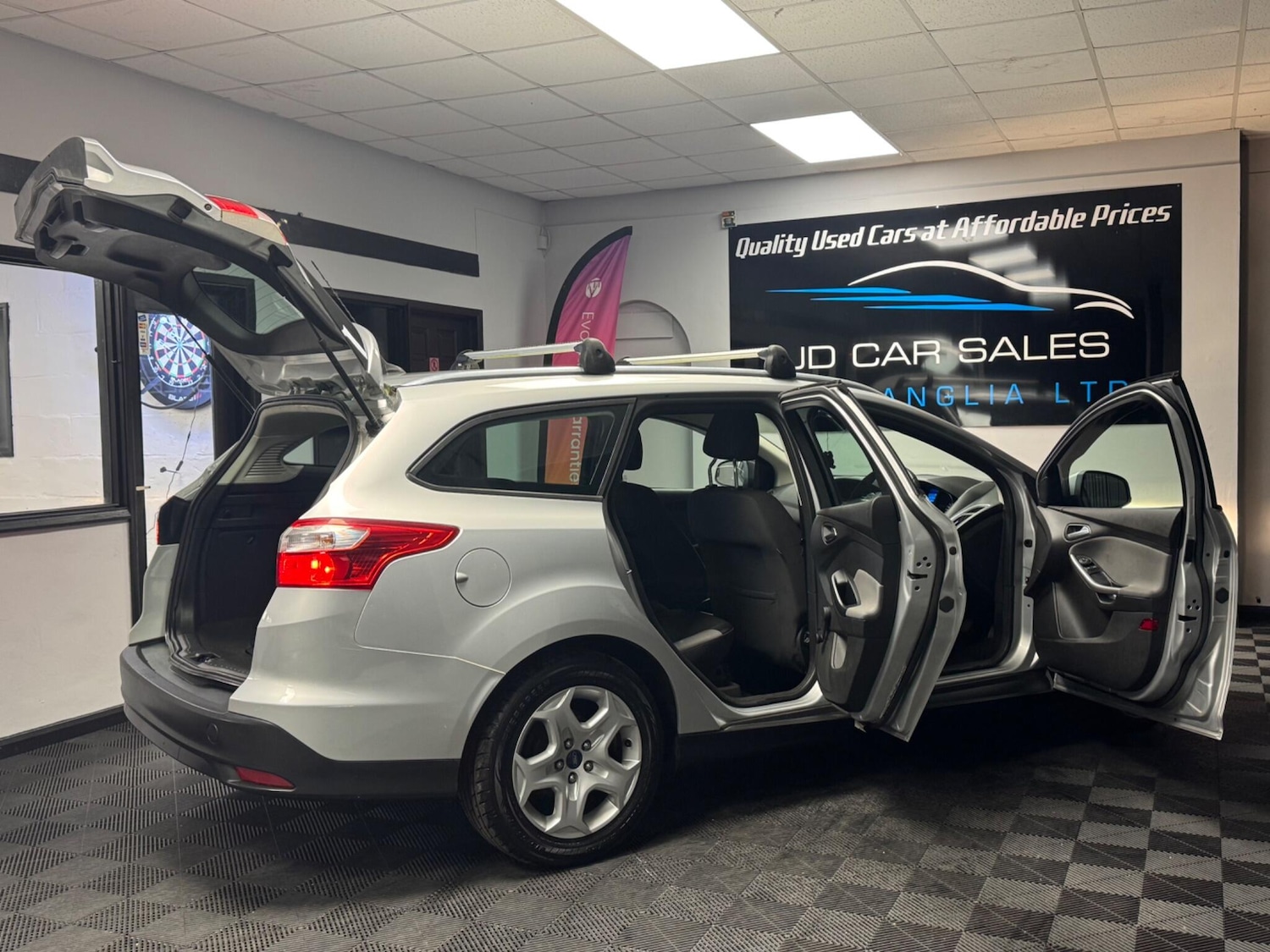 Used Ford Focus 2019 for sale - 76457420: Photo 12