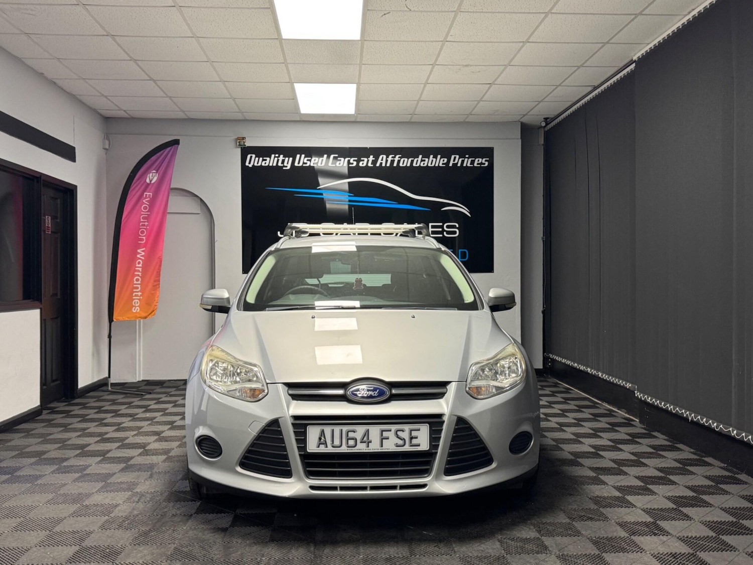 Used Ford Focus 2019 for sale - 76457420: Photo 2