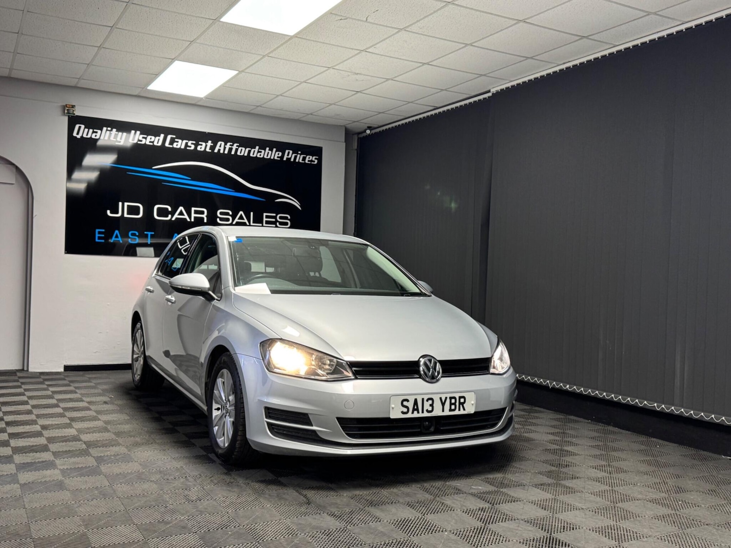 Used Volkswagen Golf 2013 for sale - 76397855: Photo 4