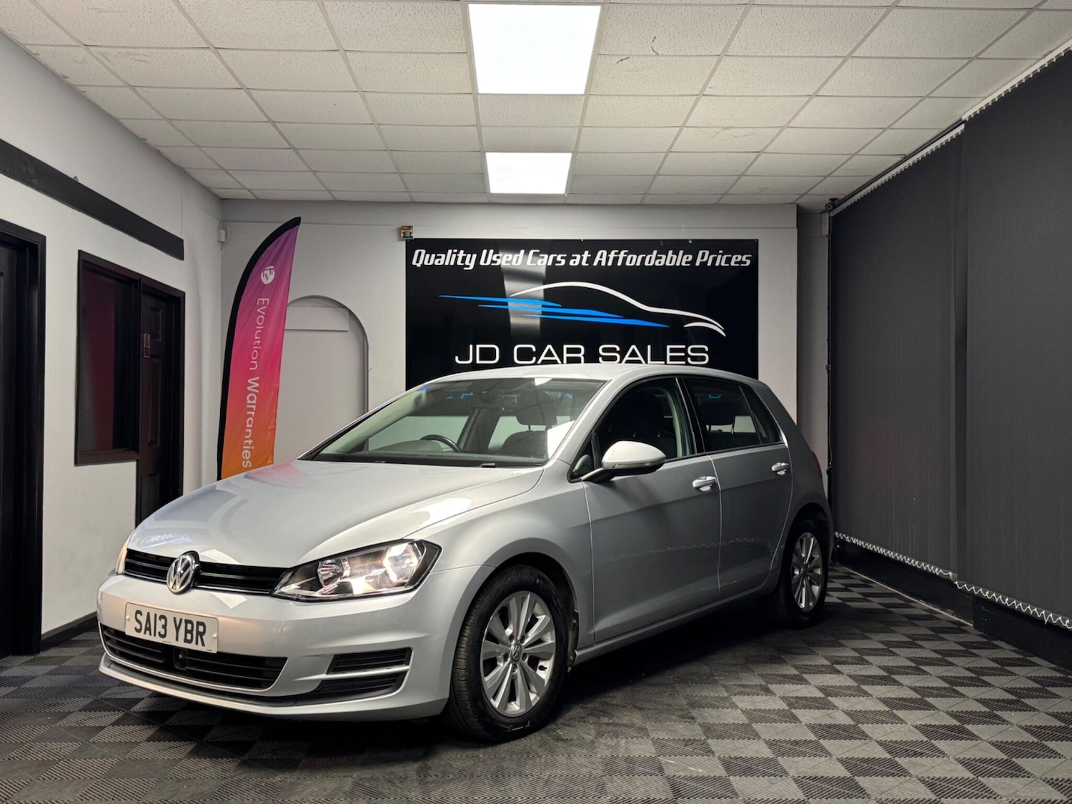 Used Volkswagen Golf 2013 for sale - 76397855: Photo 6