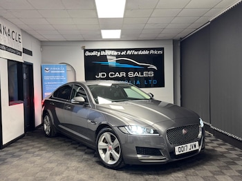 Used Jaguar XF 2017 for sale - 77131608: Photo