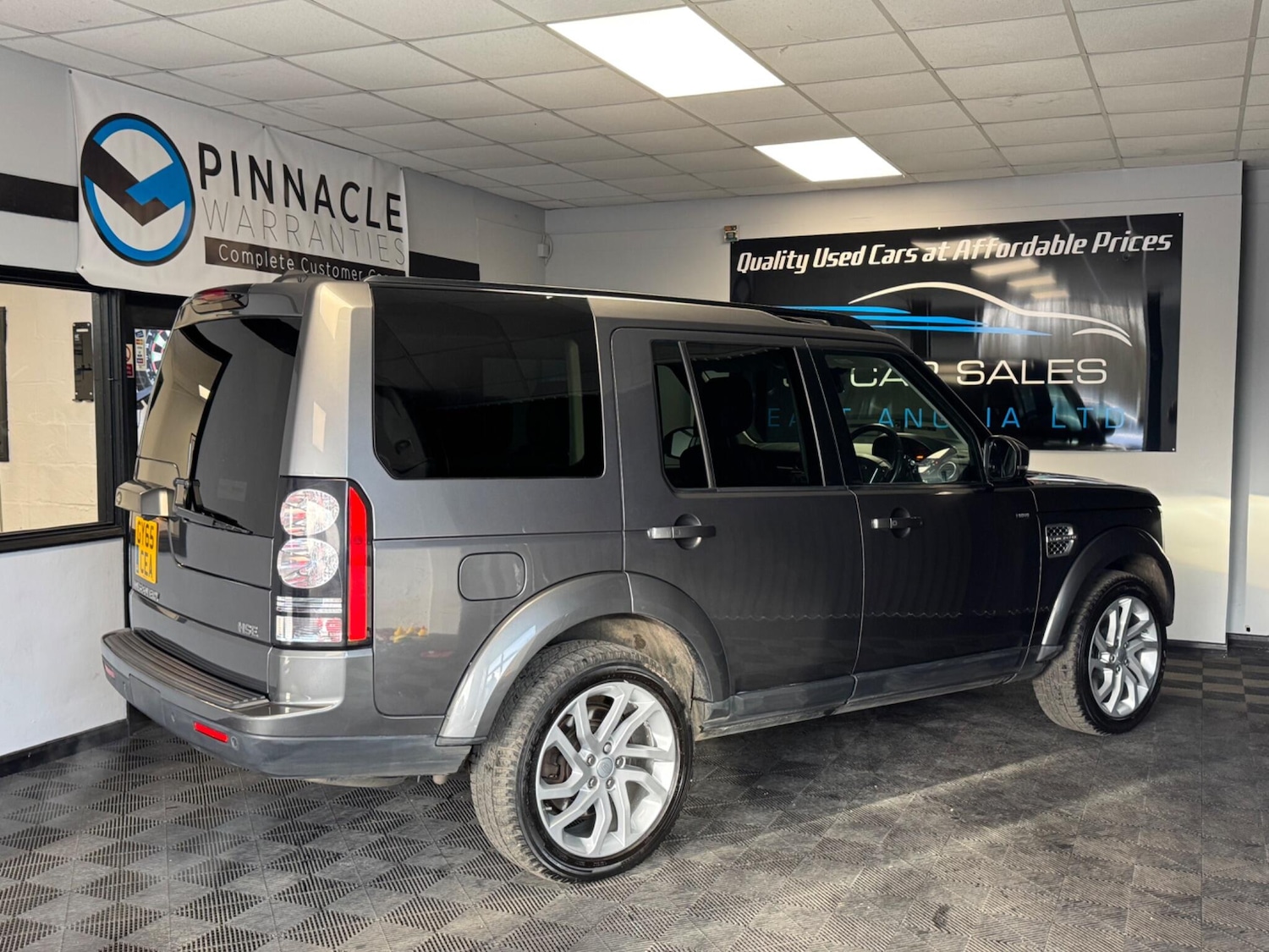 Used Land Rover Discovery 4 2015 for sale - 77387223: Photo 10