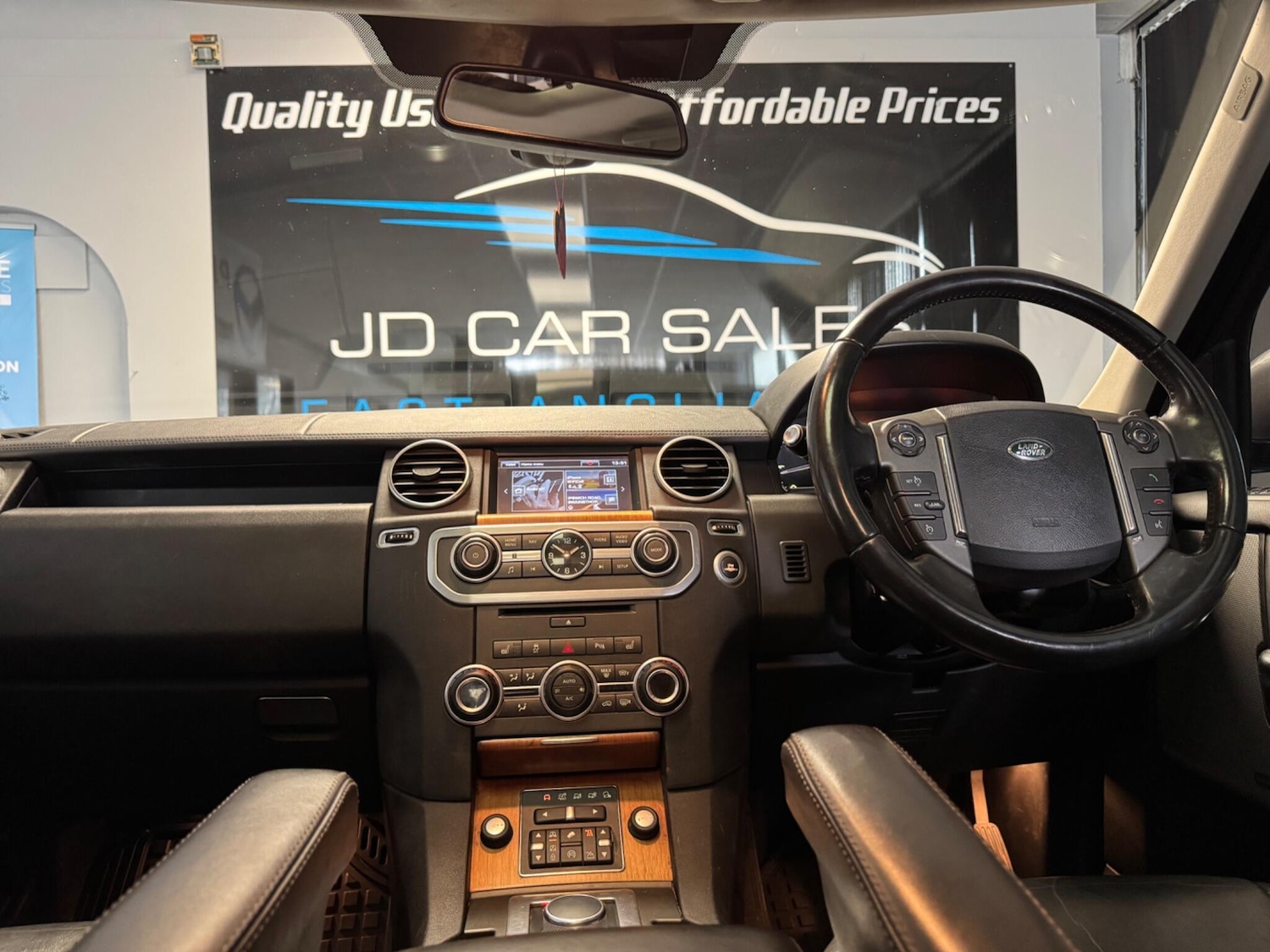 Used Land Rover Discovery 4 2015 for sale - 77387223: Photo 21