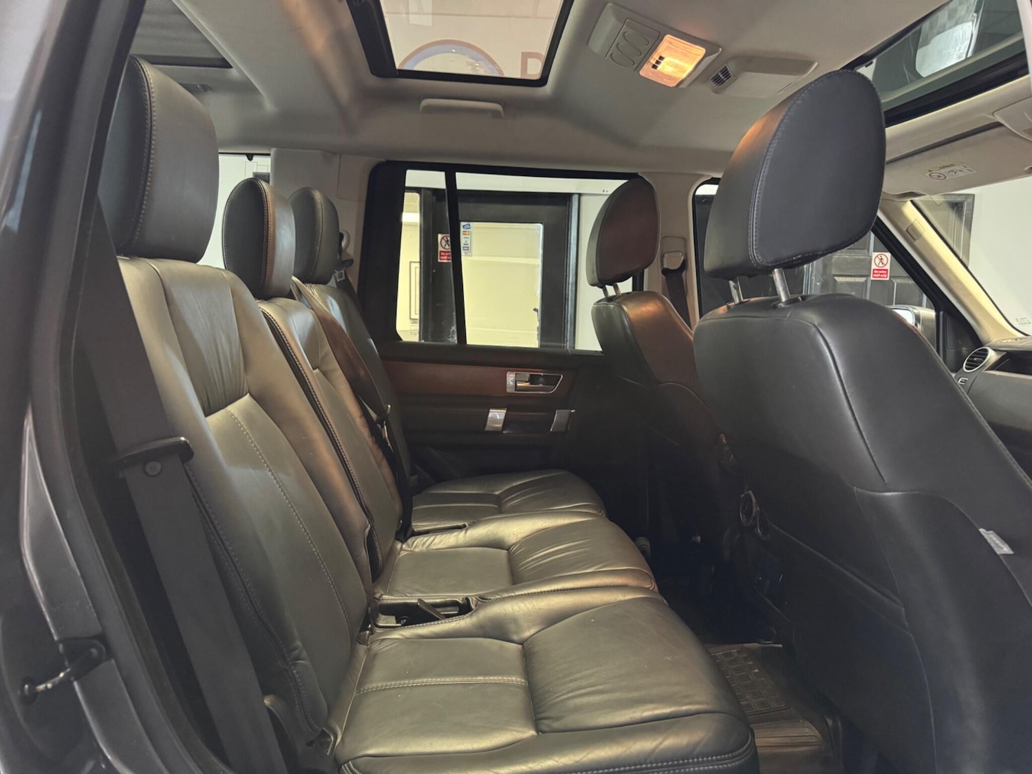 Used Land Rover Discovery 4 2015 for sale - 77387223: Photo 22