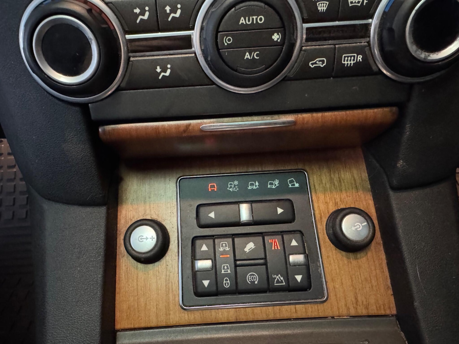 Used Land Rover Discovery 4 2015 for sale - 77387223: Photo 31