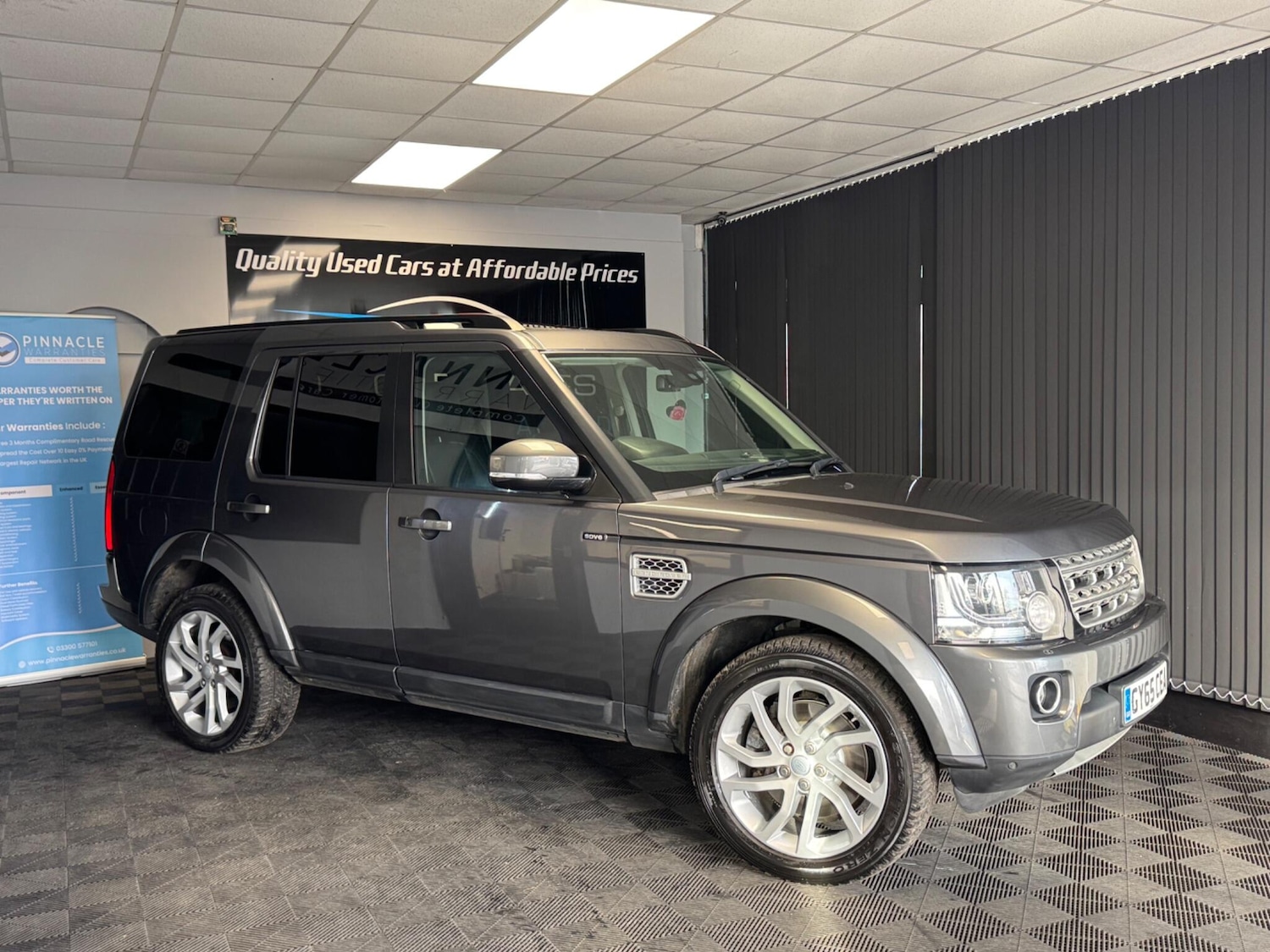 Used Land Rover Discovery 4 2015 for sale - 77387223: Photo 4