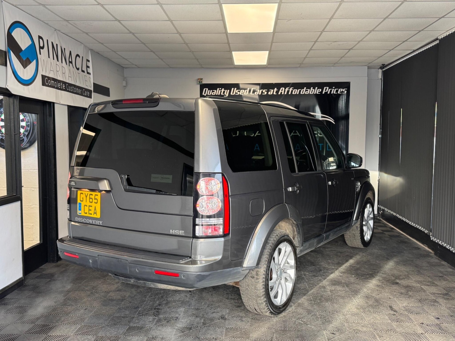 Used Land Rover Discovery 4 2015 for sale - 77387223: Photo 9