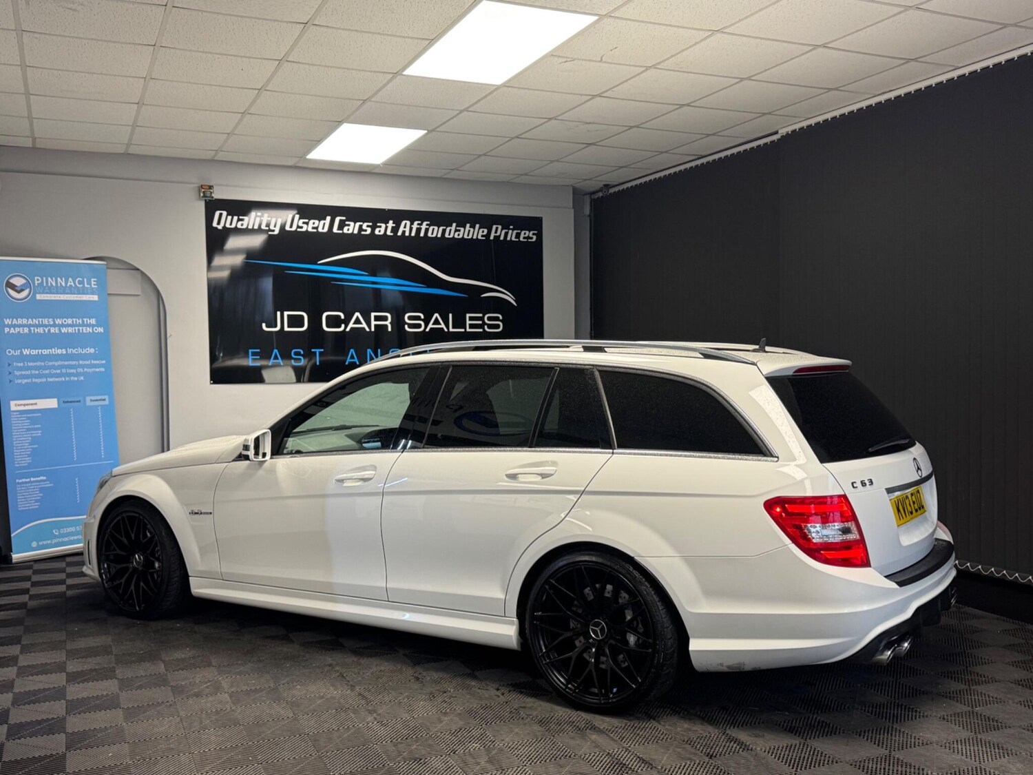 Used Mercedes-Benz C Class 2013 for sale - 77784213: Photo 10