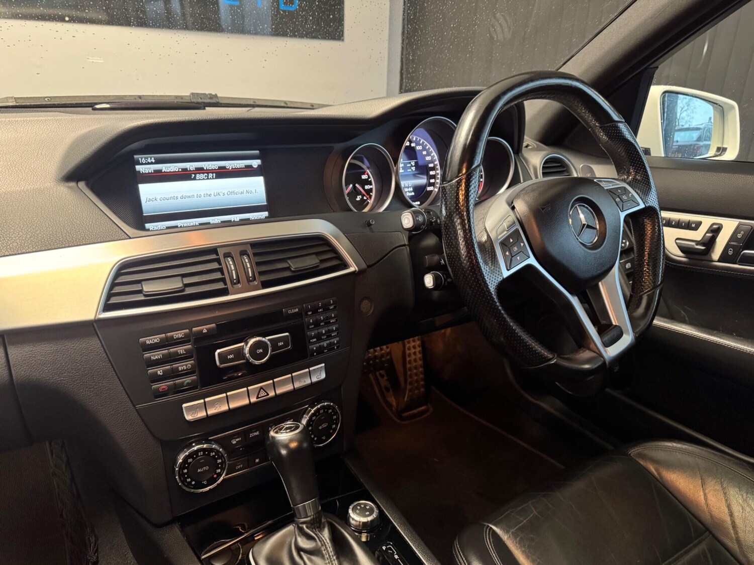 Used Mercedes-Benz C Class 2013 for sale - 77784213: Photo 36