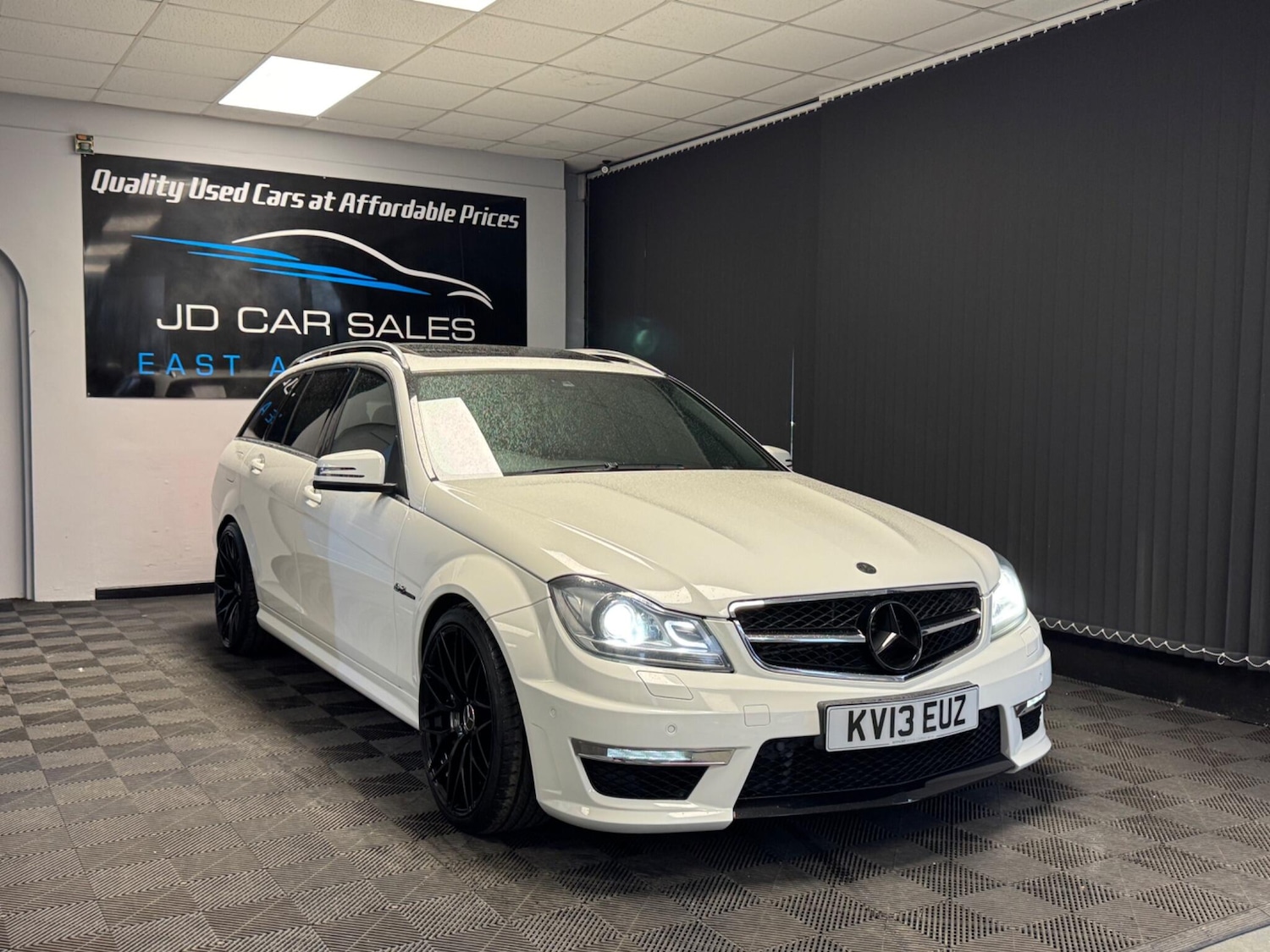 Used Mercedes-Benz C Class 2013 for sale - 77784213: Photo 5