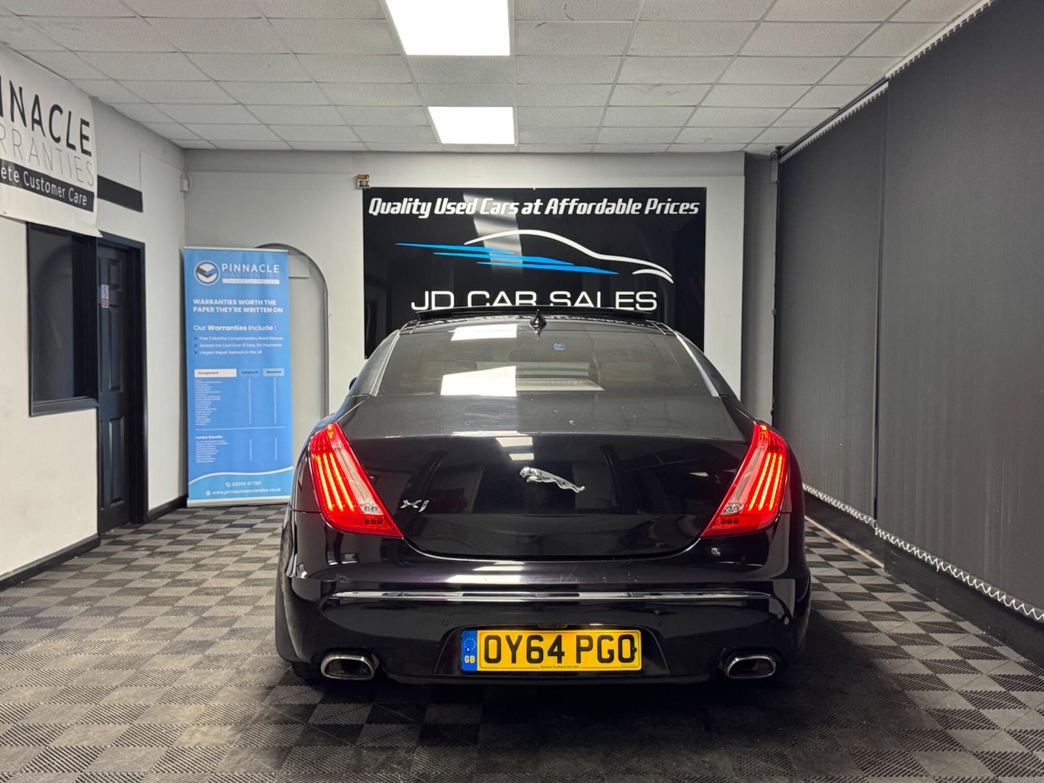 Used Jaguar XJ for sale - 77268130: Photo 13