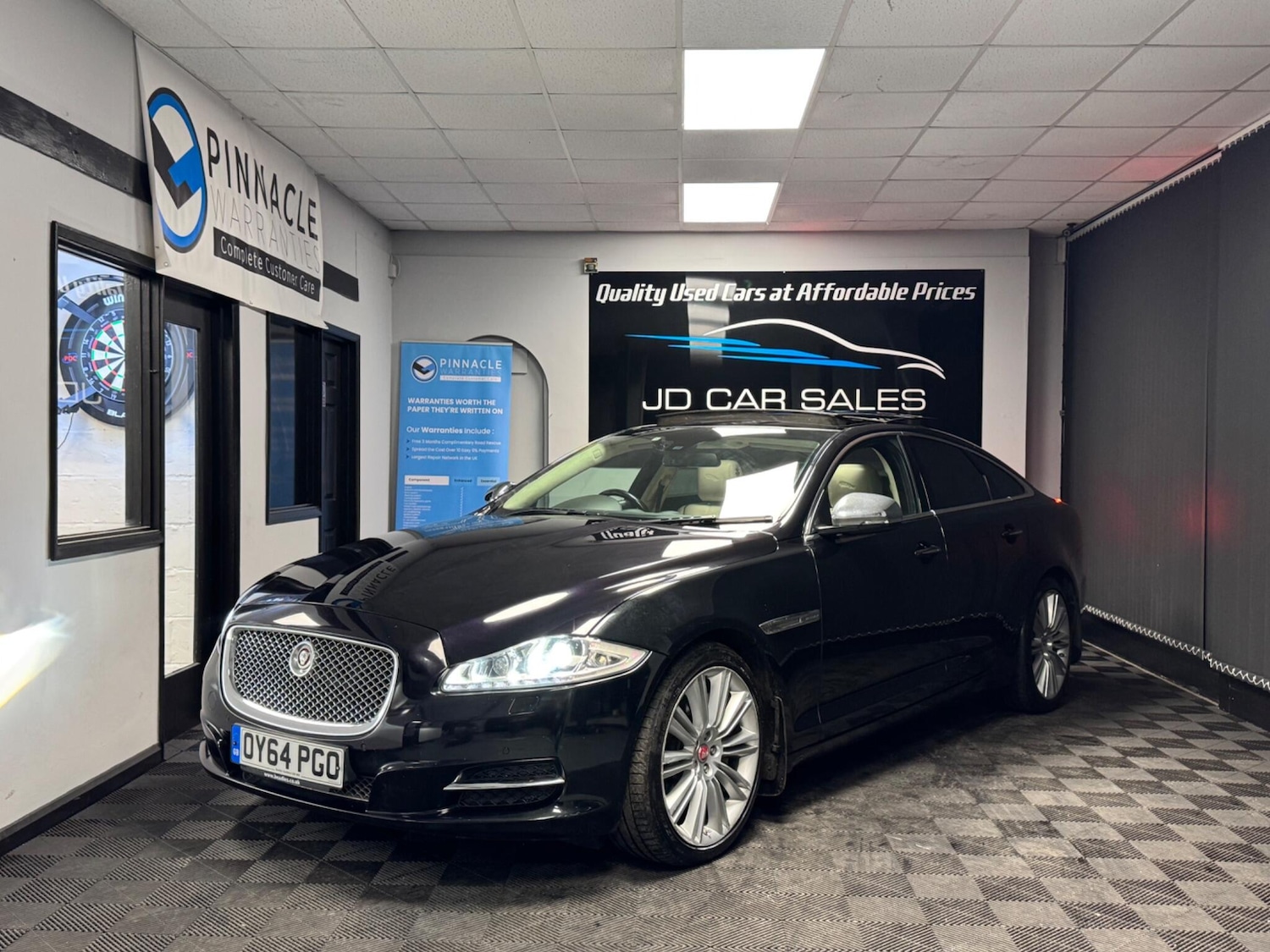 Used Jaguar XJ for sale - 77268130: Photo 6