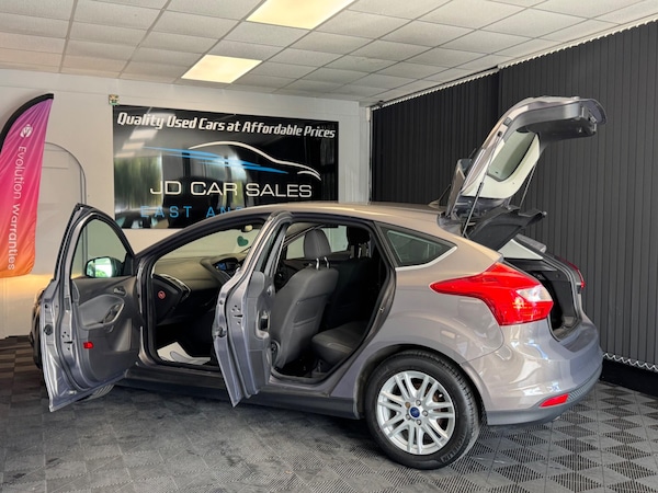 Used Ford Focus 2012 for sale - 76031836: Photo 12