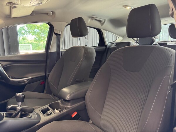 Used Ford Focus 2012 for sale - 76031836: Photo 26