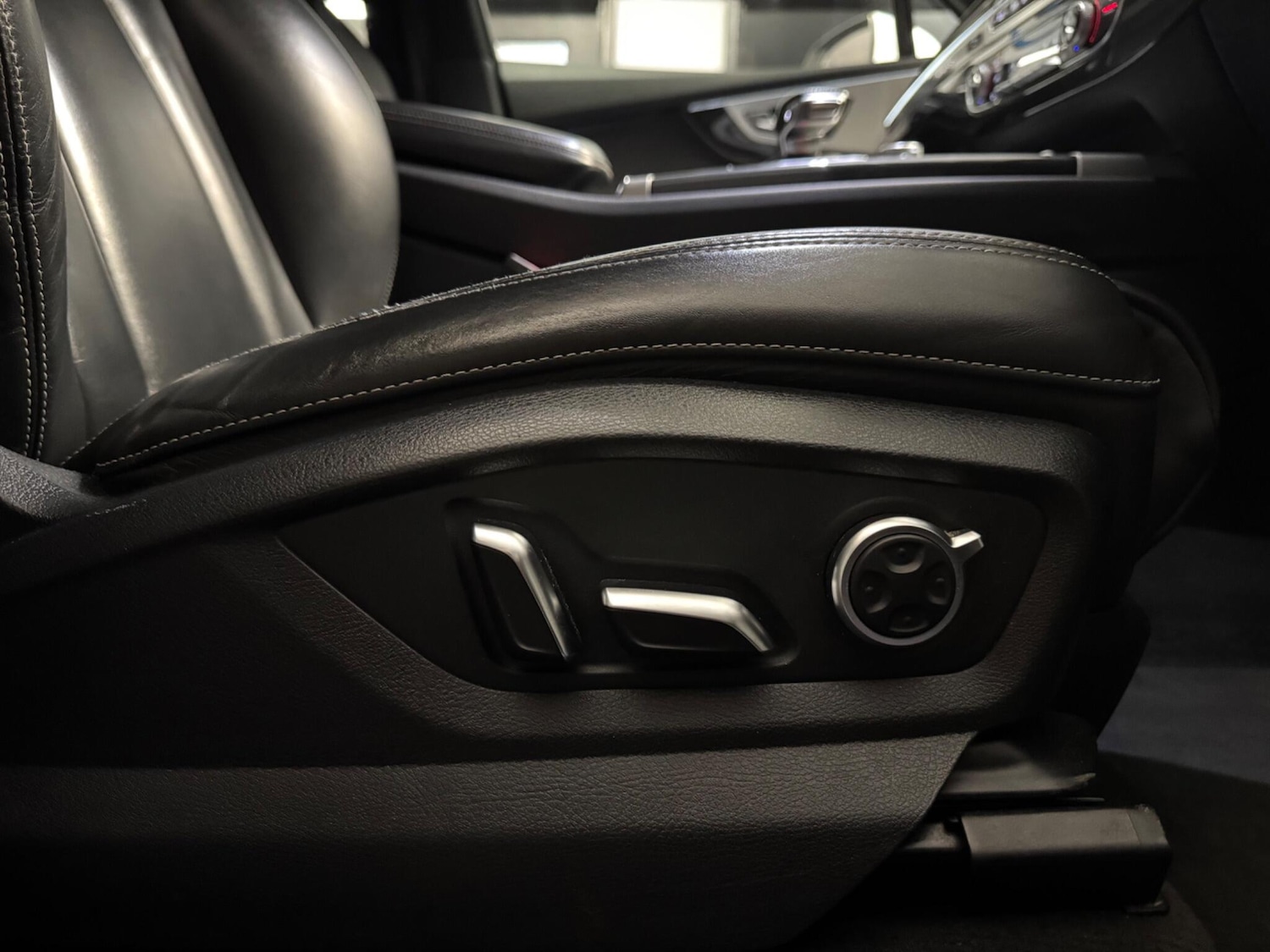 Used Audi Q7 2016 for sale - 77130788: Photo 26