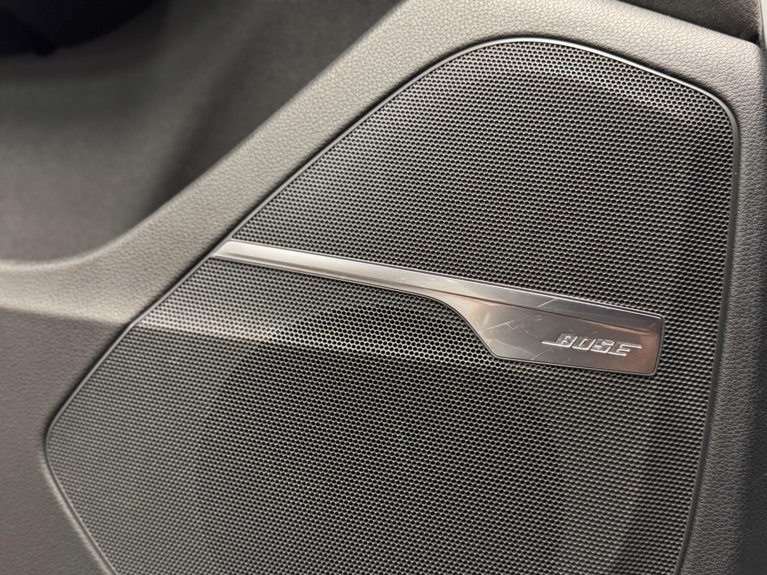 Used Audi Q7 2016 for sale - 77130788: Photo 35