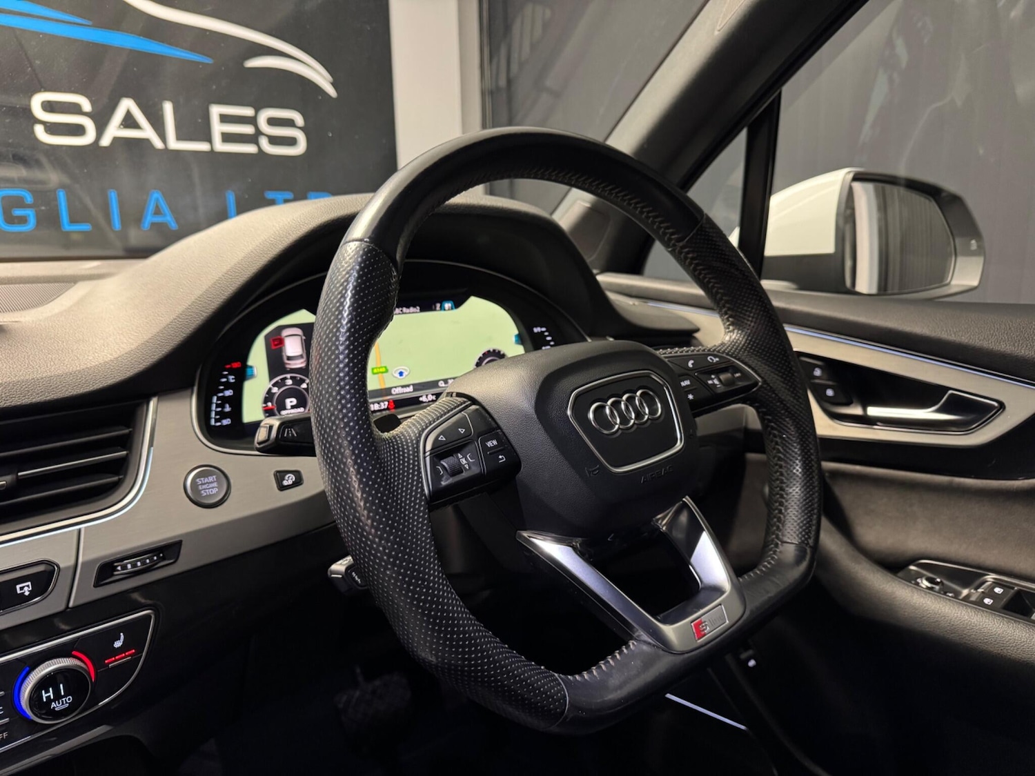 Used Audi Q7 2016 for sale - 77130788: Photo 37