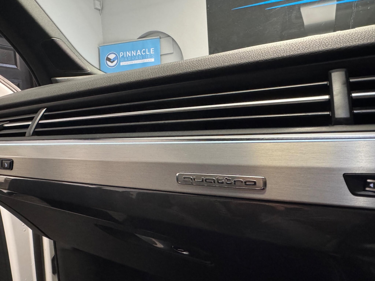 Used Audi Q7 2016 for sale - 77130788: Photo 44