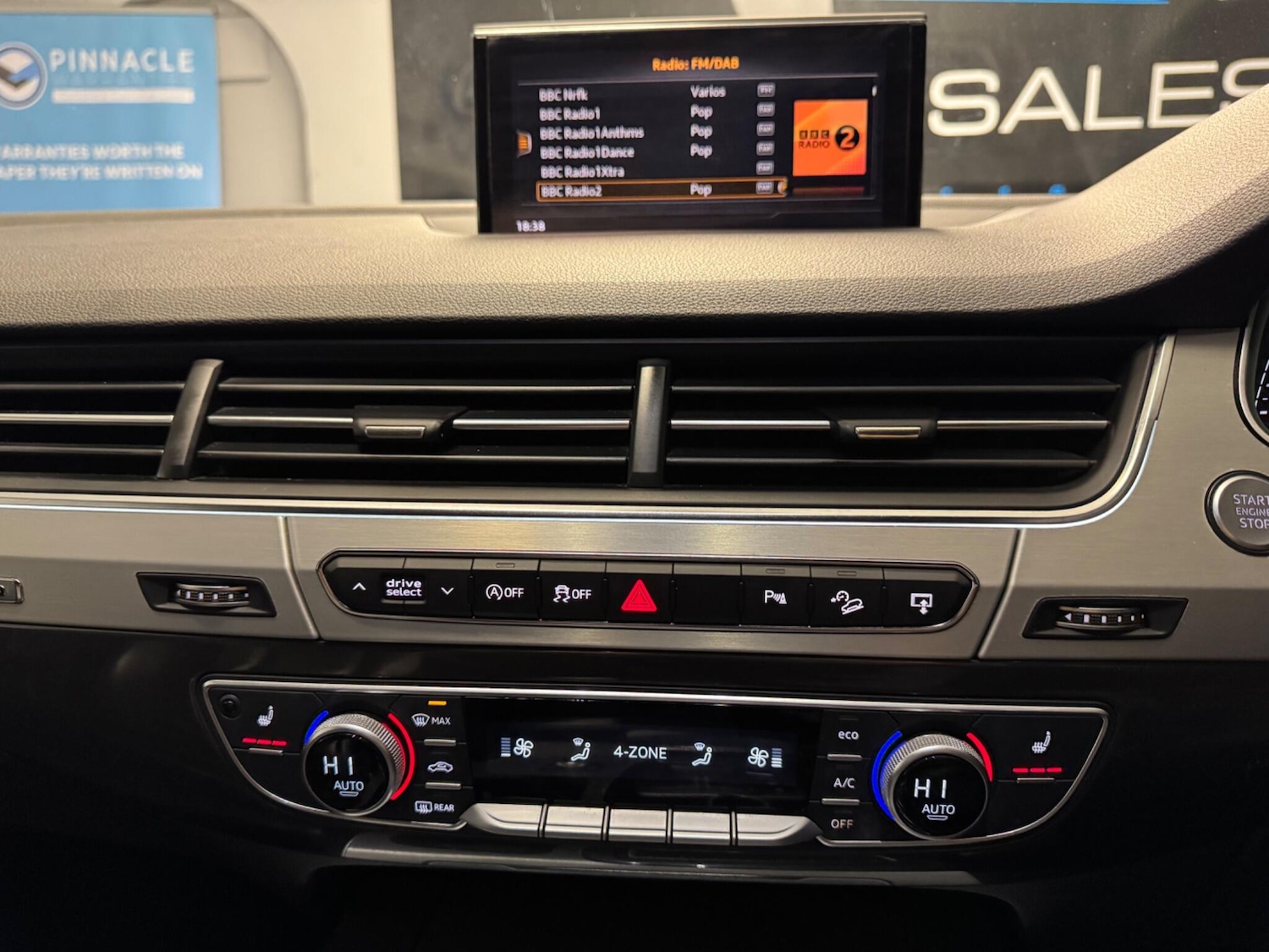 Used Audi Q7 2016 for sale - 77130788: Photo 50