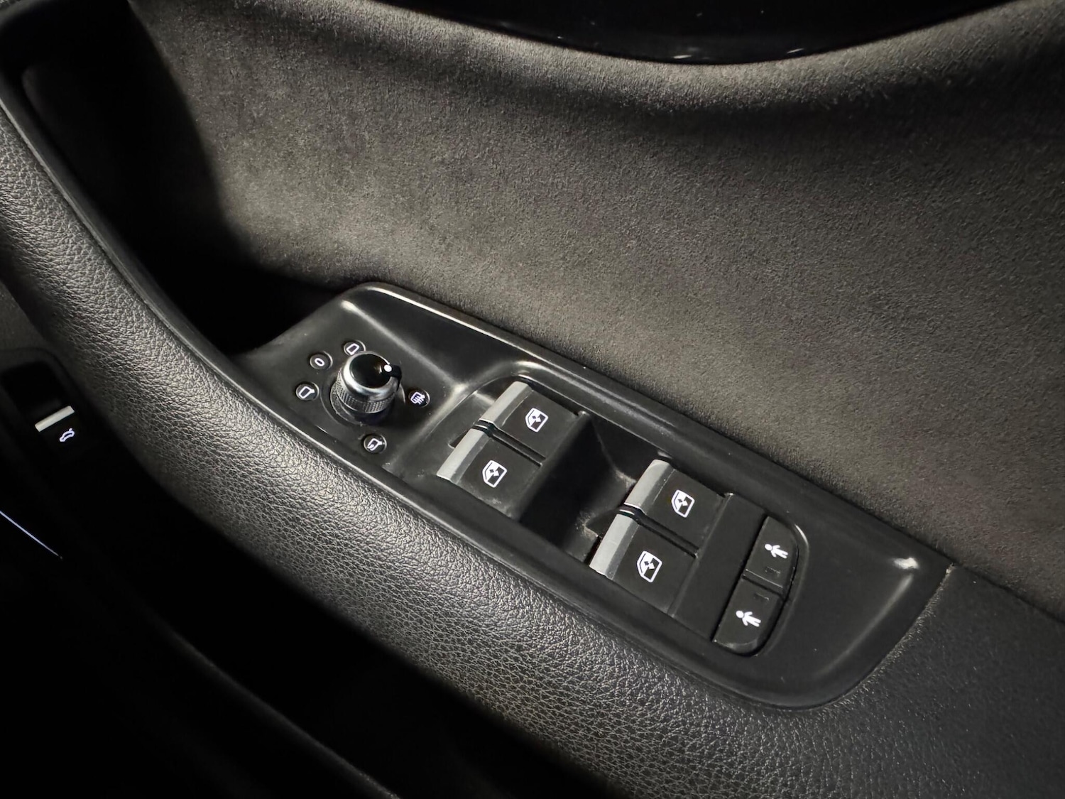 Used Audi Q7 2016 for sale - 77130788: Photo 52