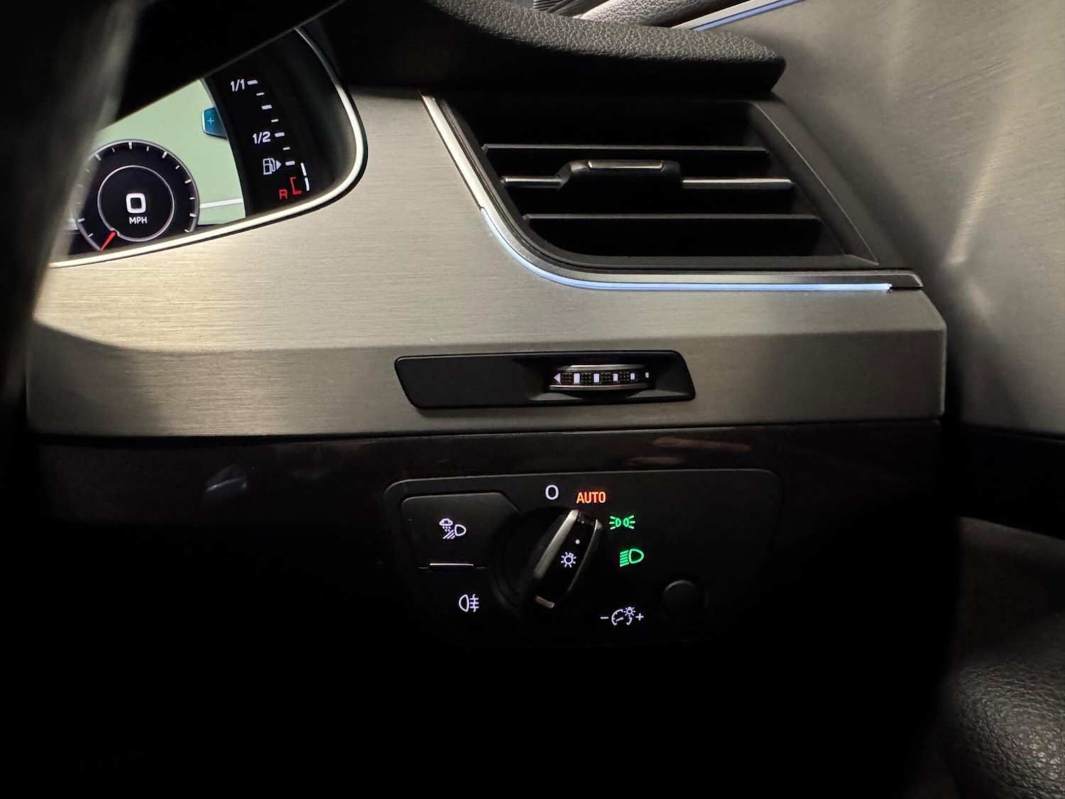 Used Audi Q7 2016 for sale - 77130788: Photo 53