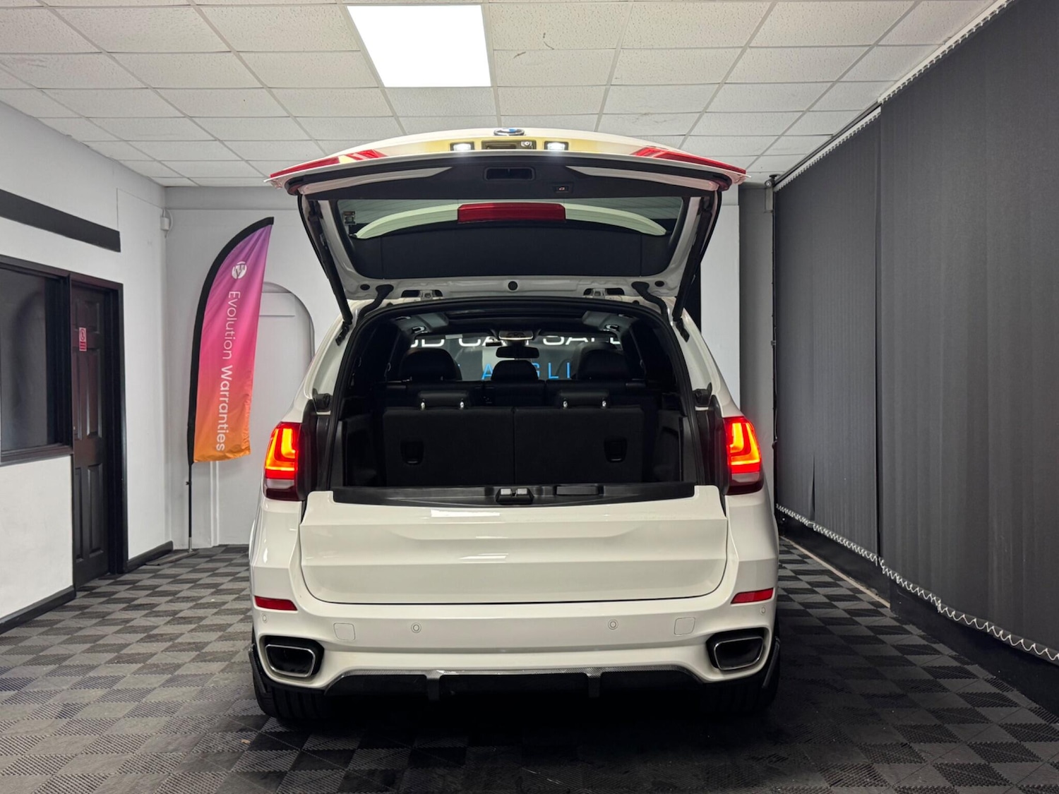 Used BMW X5 2017 for sale - 76592878: Photo 16