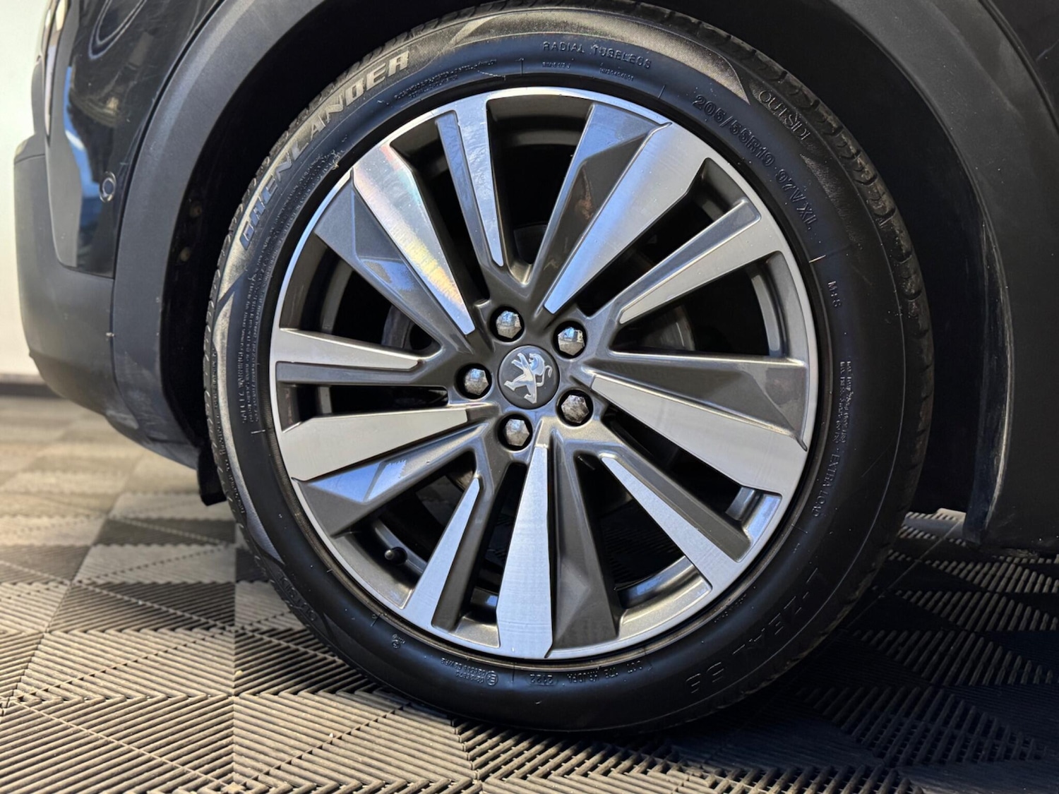 Used Peugeot 3008 2018 for sale - 77455988: Photo 15