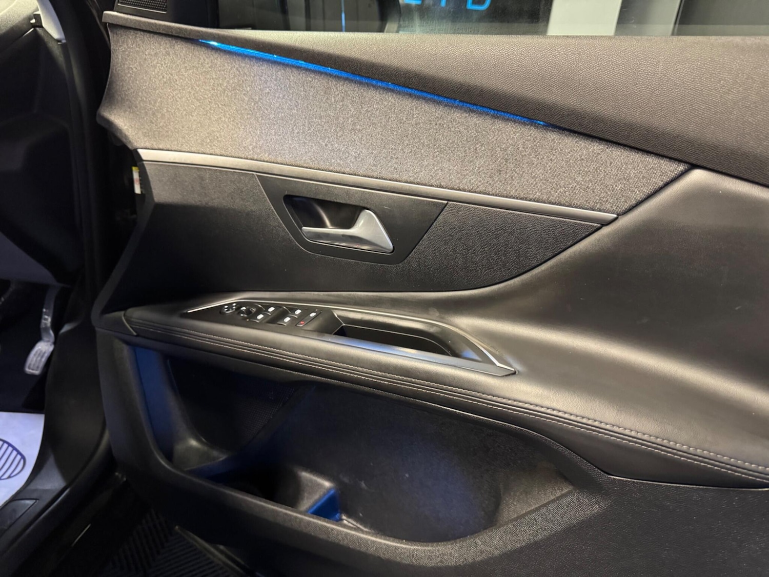 Used Peugeot 3008 2018 for sale - 77455988: Photo 19