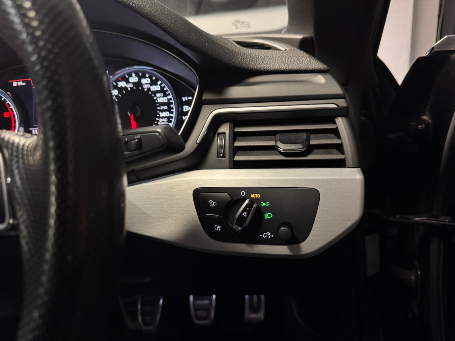 Used Audi A5 2017 for sale - 76457843: Photo 25