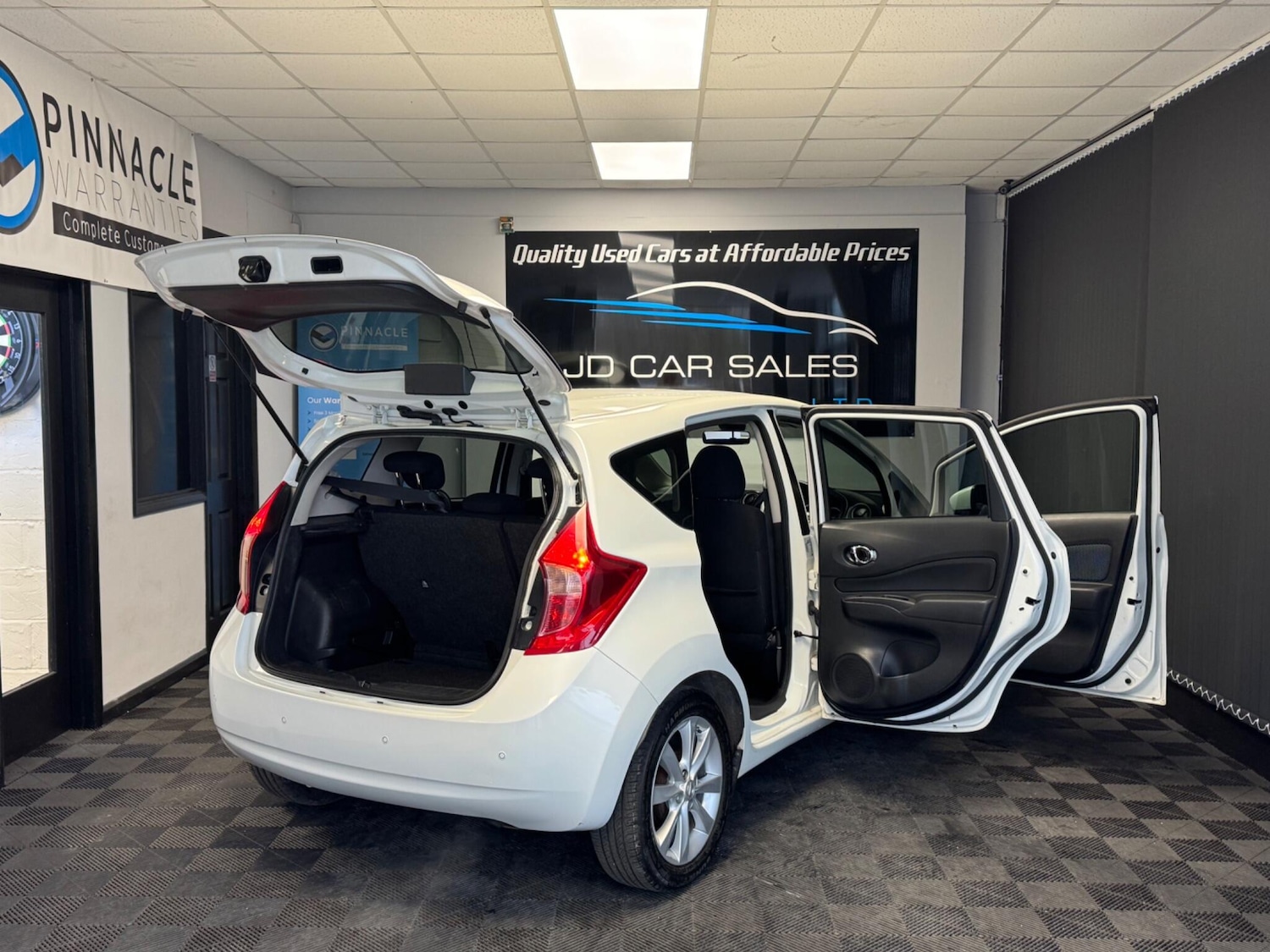 Used Nissan Note 2015 for sale - 77060377: Photo 13