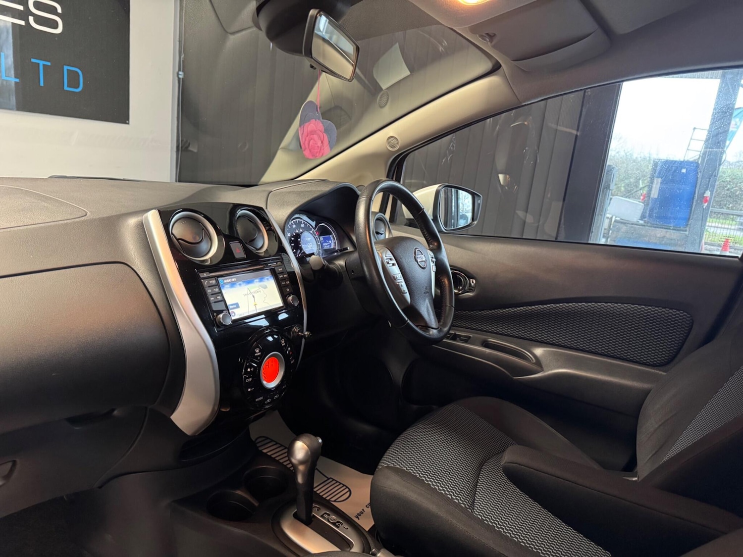 Used Nissan Note 2015 for sale - 77060377: Photo 28