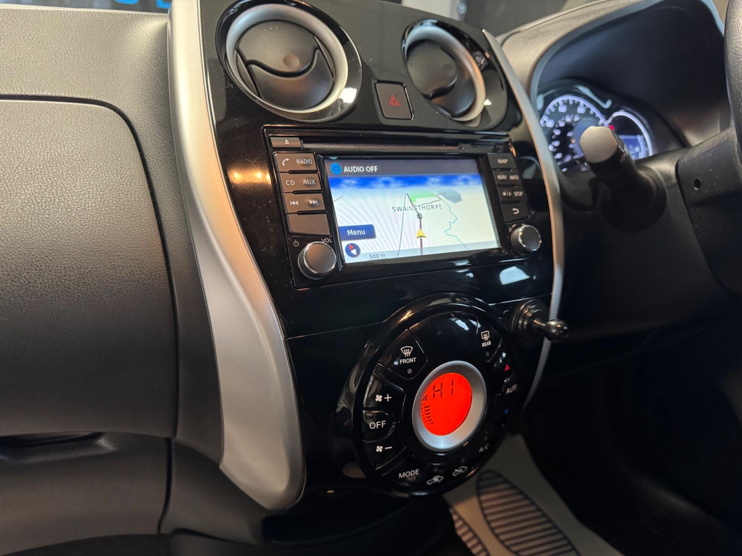 Used Nissan Note 2015 for sale - 77060377: Photo 30