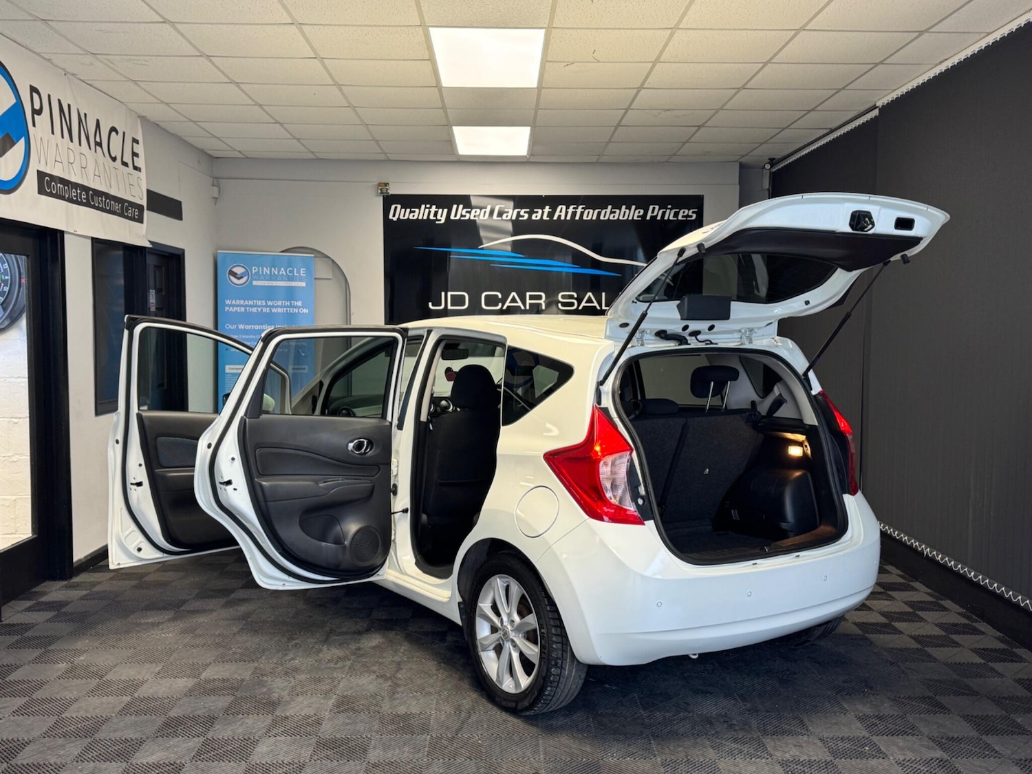 Used Nissan Note 2015 for sale - 77060377: Photo 9