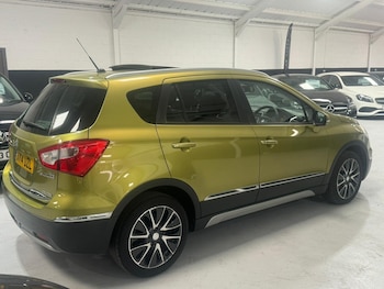 Used Suzuki SX4 S-Cross 2014 for sale - 79116188: Photo