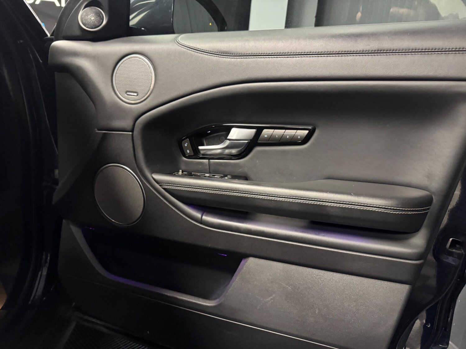 Used Land Rover Range Rover Evoque 2018 for sale - 77882603: Photo 24