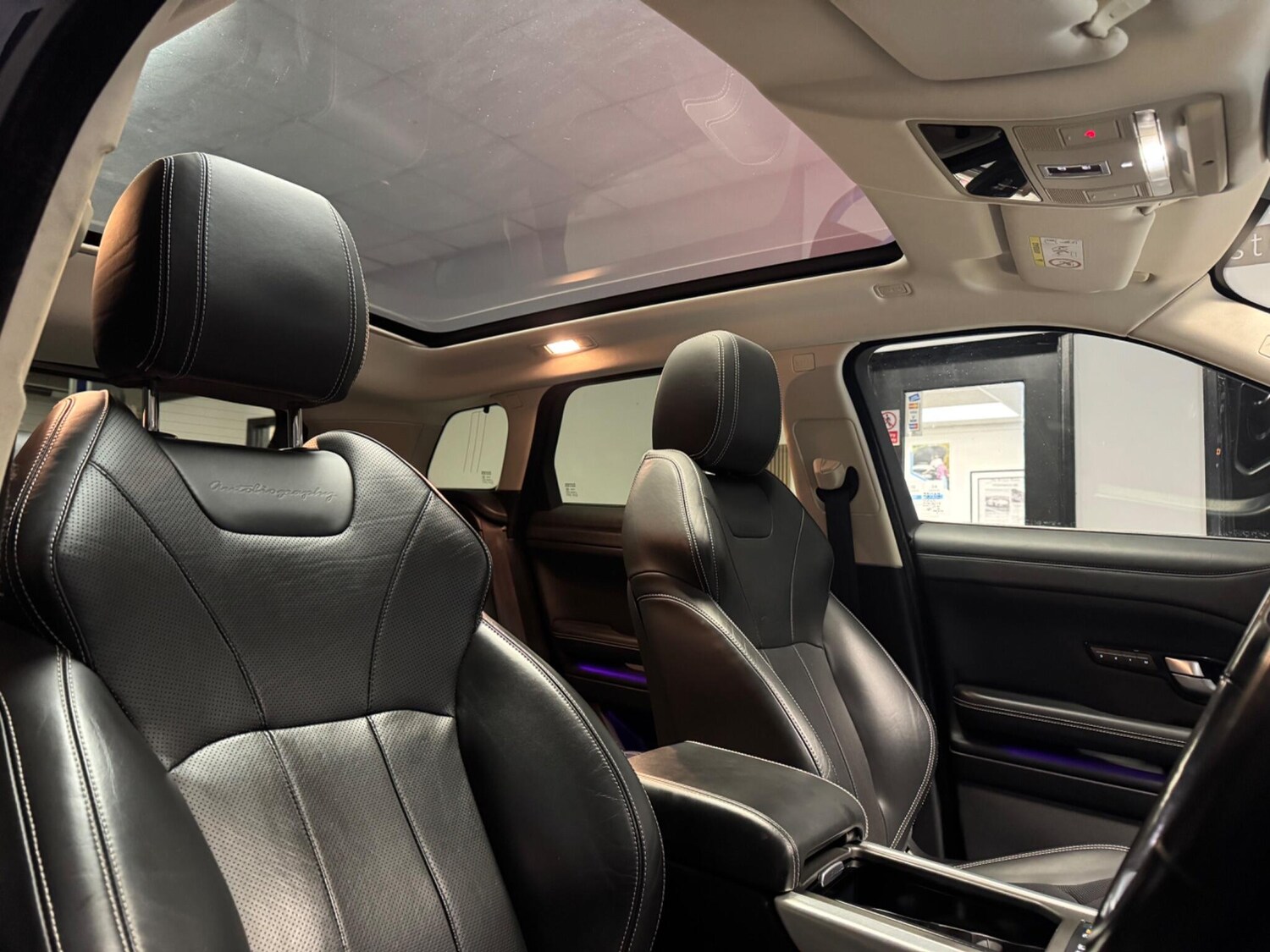 Used Land Rover Range Rover Evoque 2018 for sale - 77882603: Photo 25