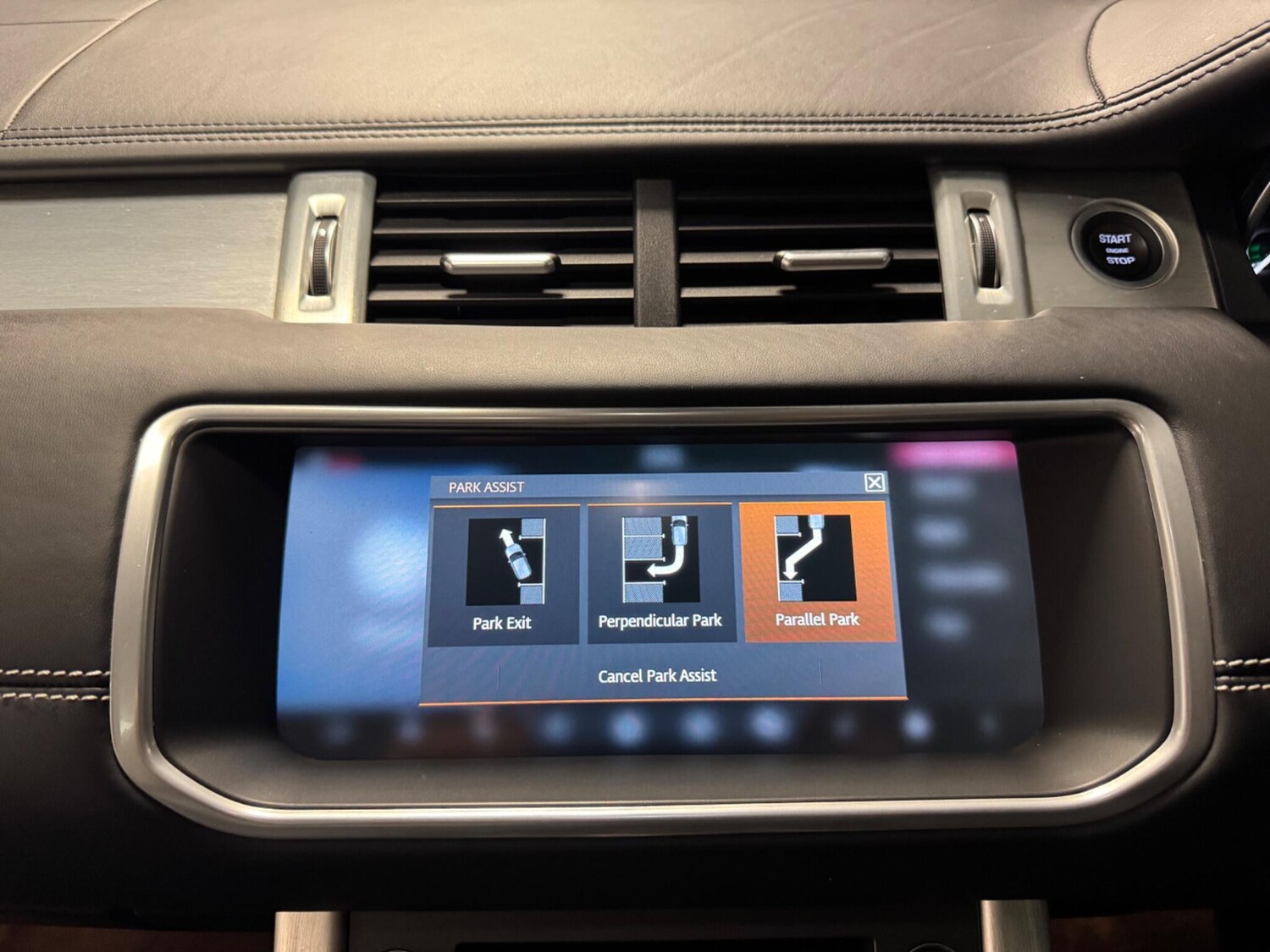 Used Land Rover Range Rover Evoque 2018 for sale - 77882603: Photo 41