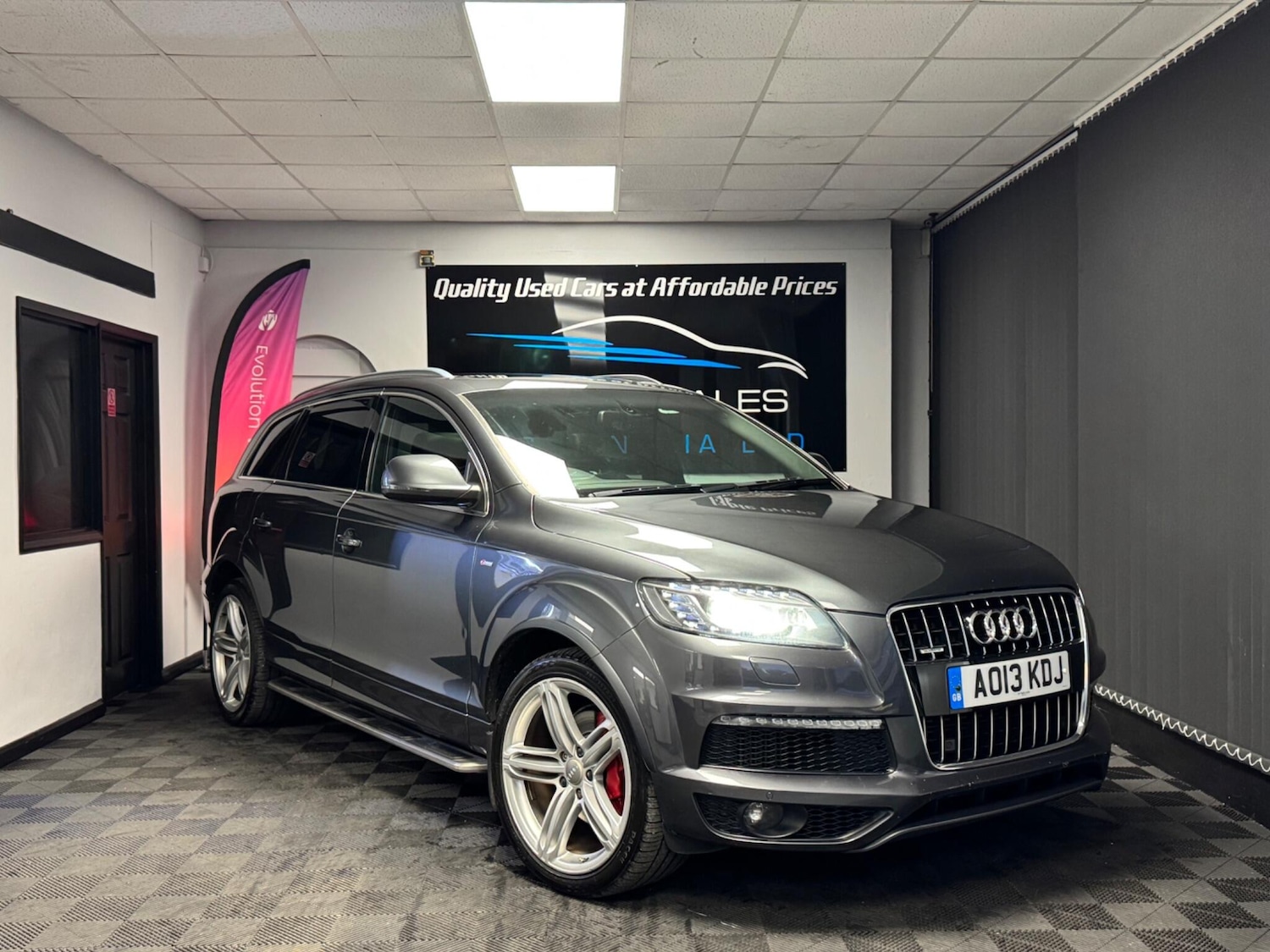 Used Audi Q7 for sale - 76370646: Photo 1