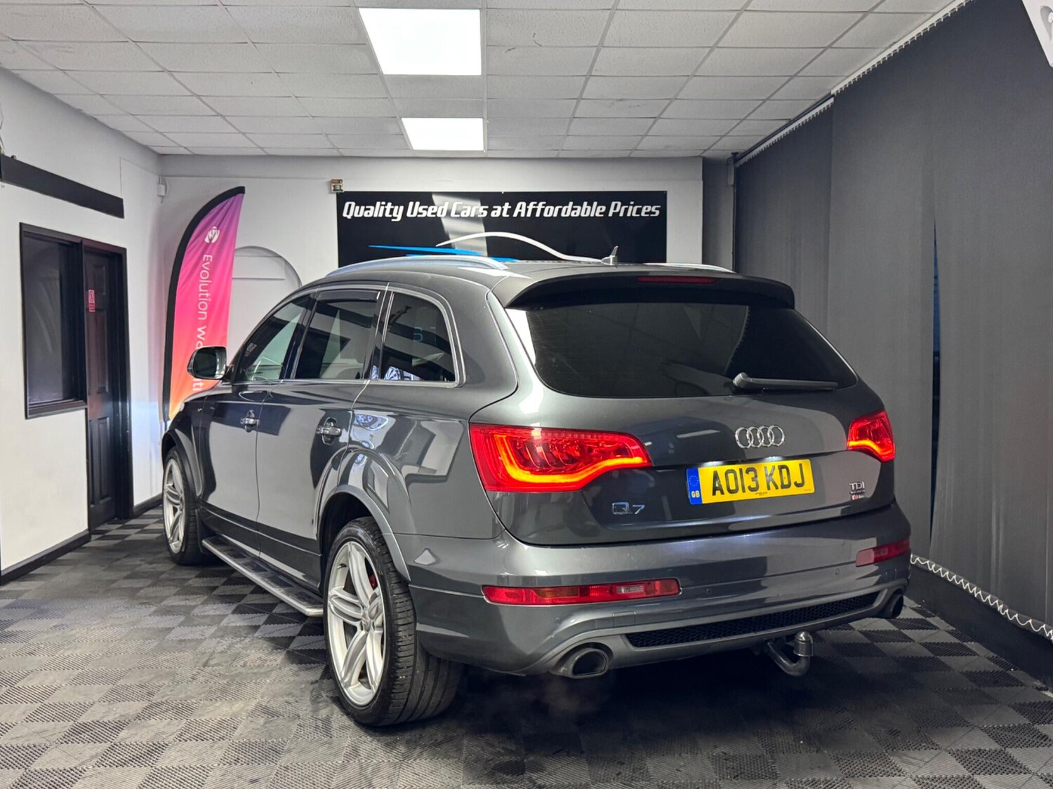 Used Audi Q7 for sale - 76370646: Photo 3