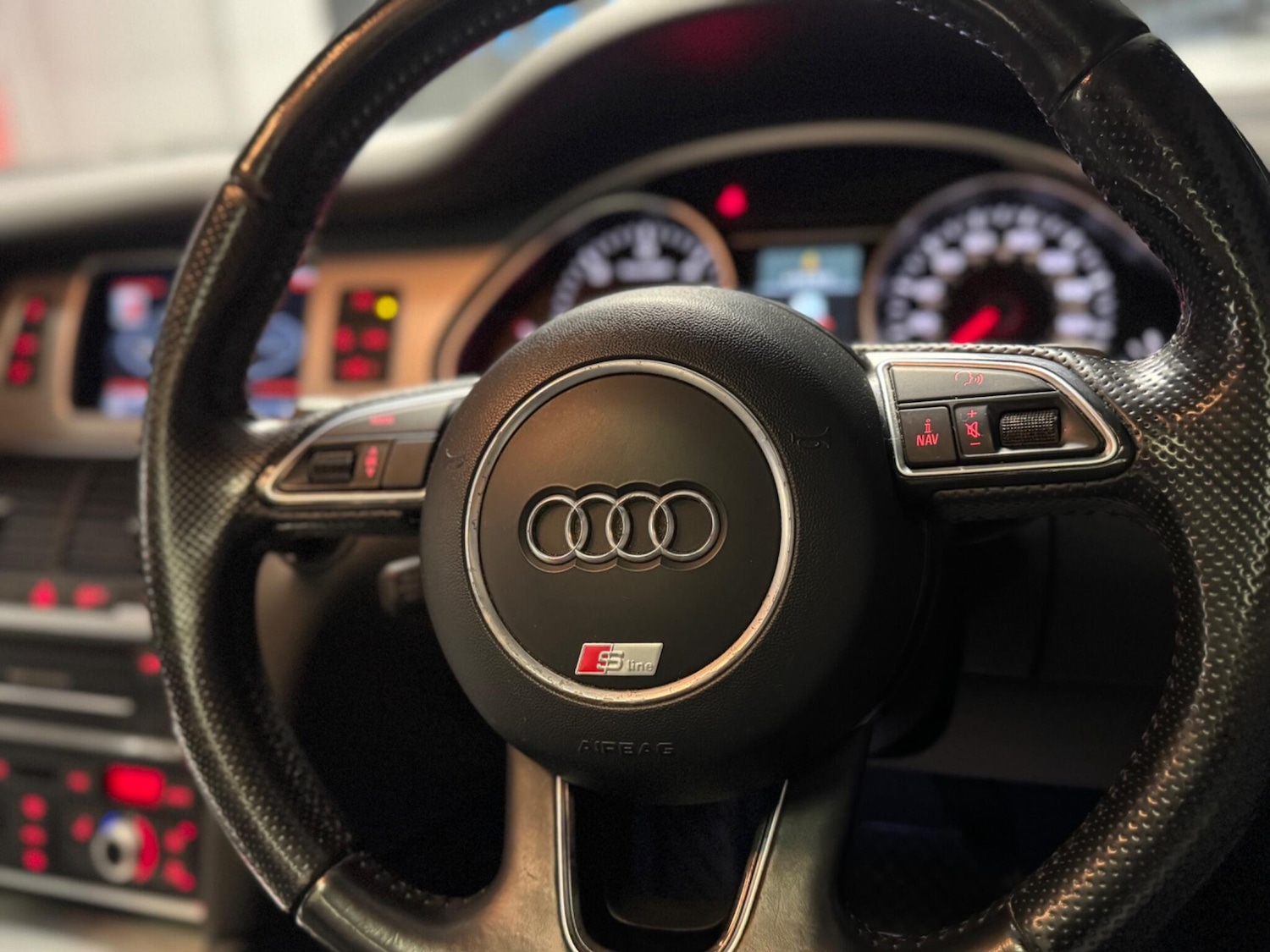 Used Audi Q7 for sale - 76370646: Photo 42